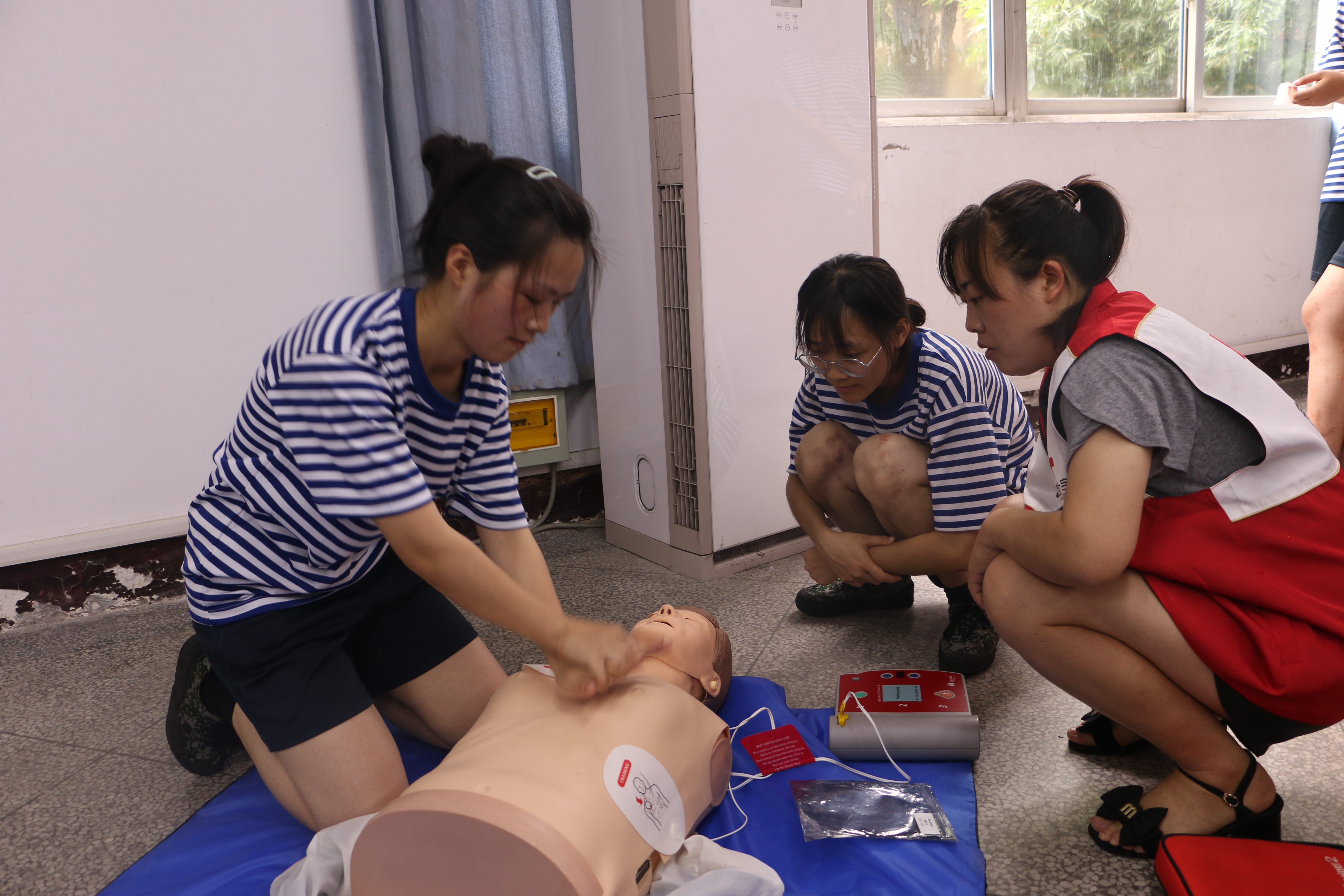 1689664017503722.jpg 应急救护1.JPG